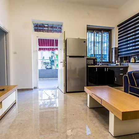 Sunset Beach Apartments Tel Aviv Bagian luar foto